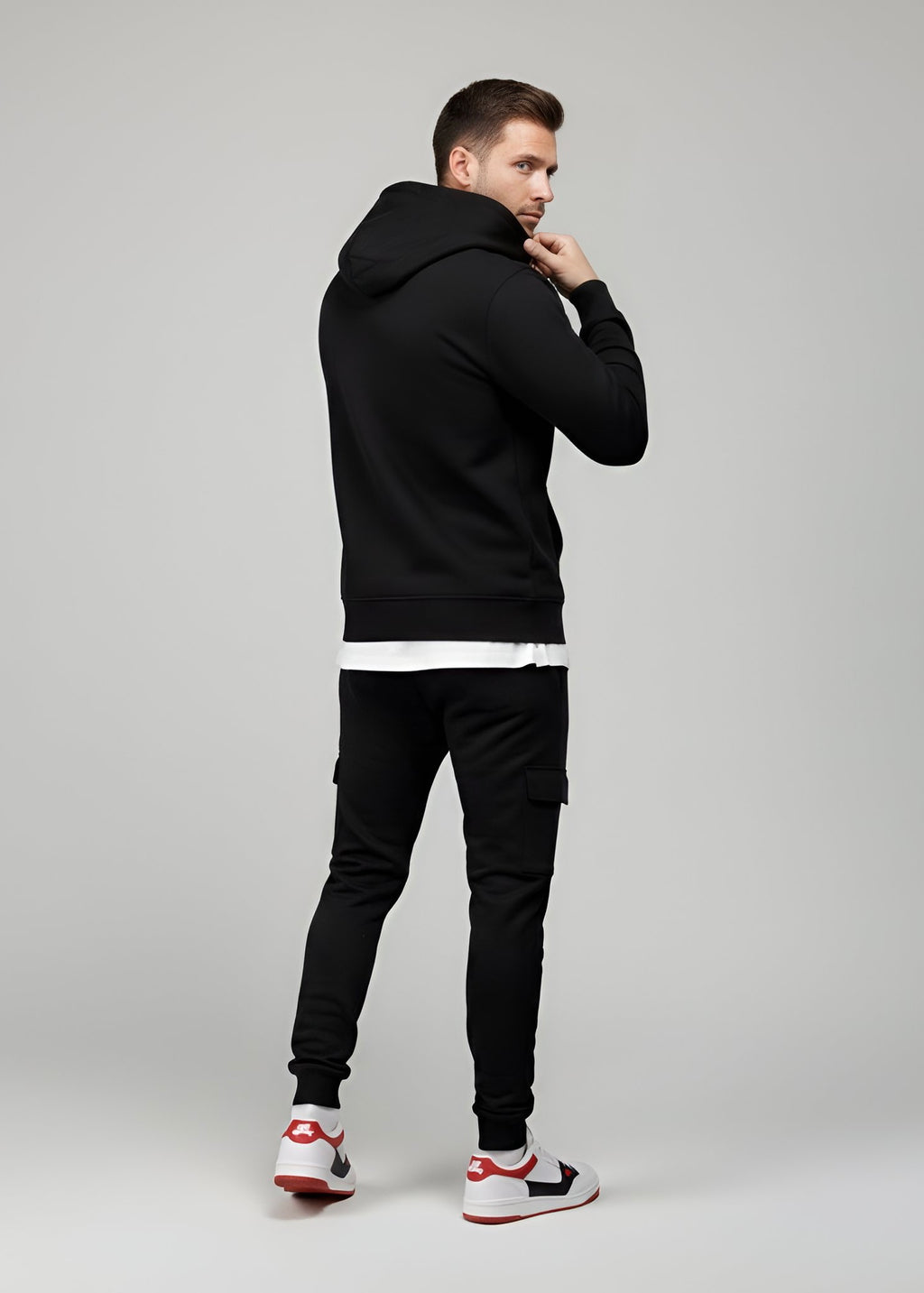 regular fit duks sa kapuljačom