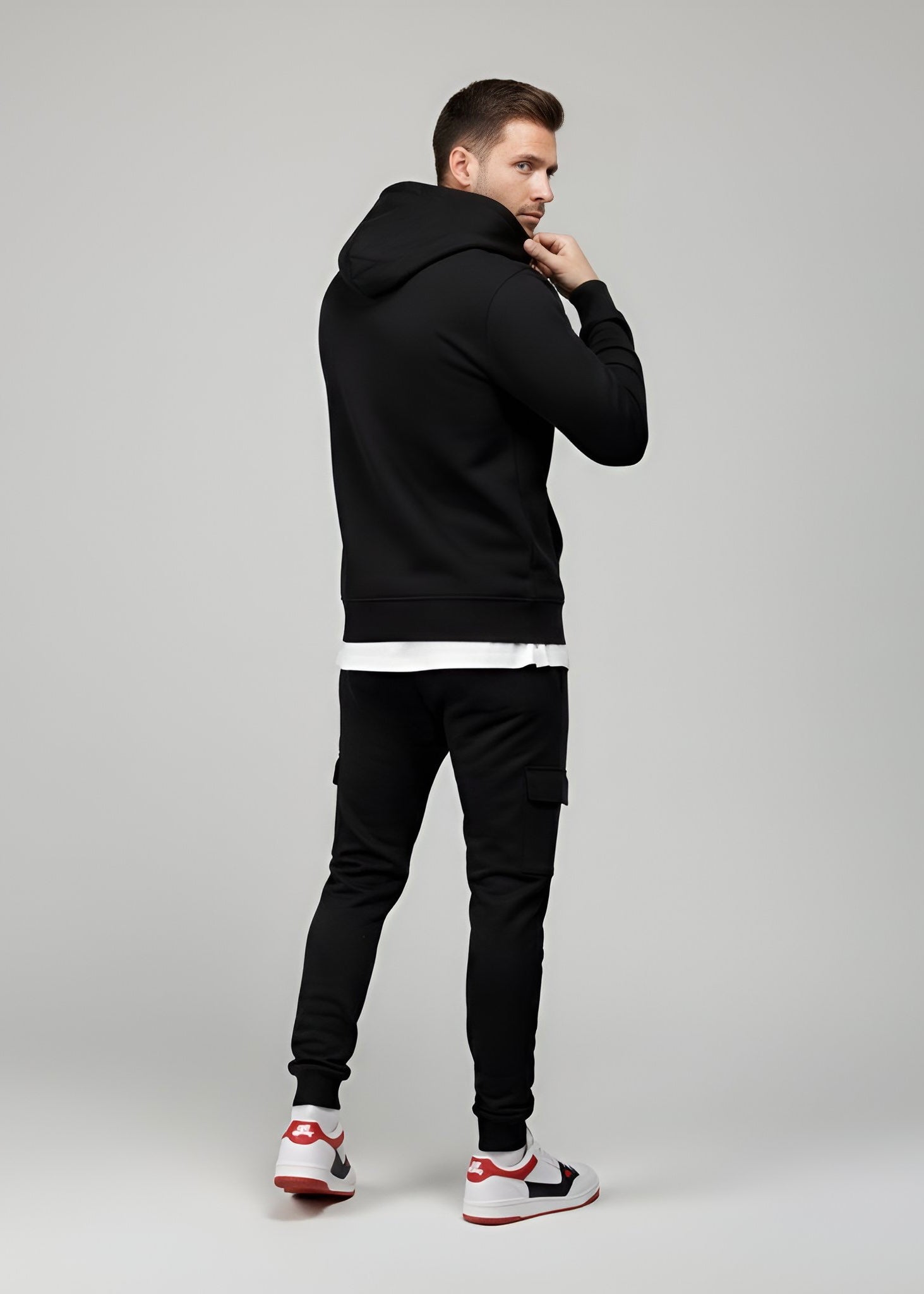 regular fit duks sa kapuljačom